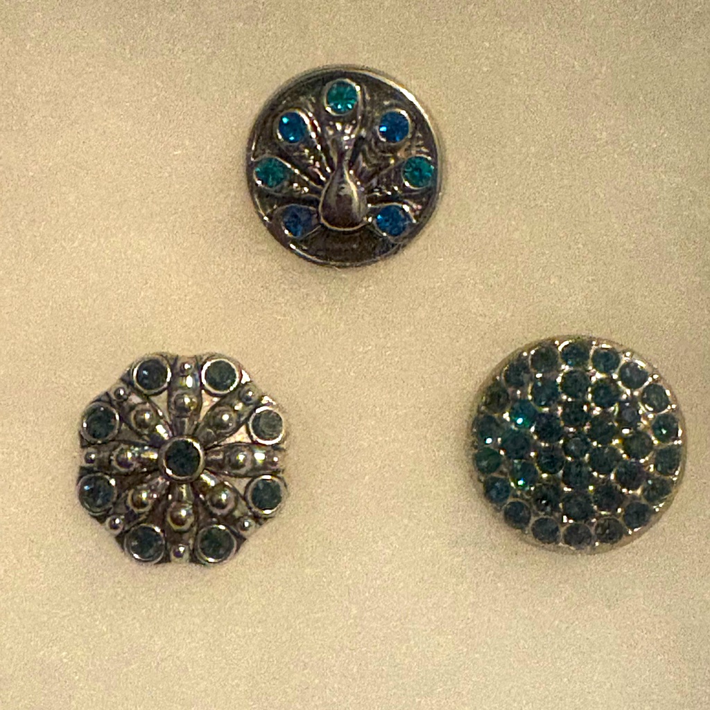 Silver And Blue Decorative Snap Buttons 13$